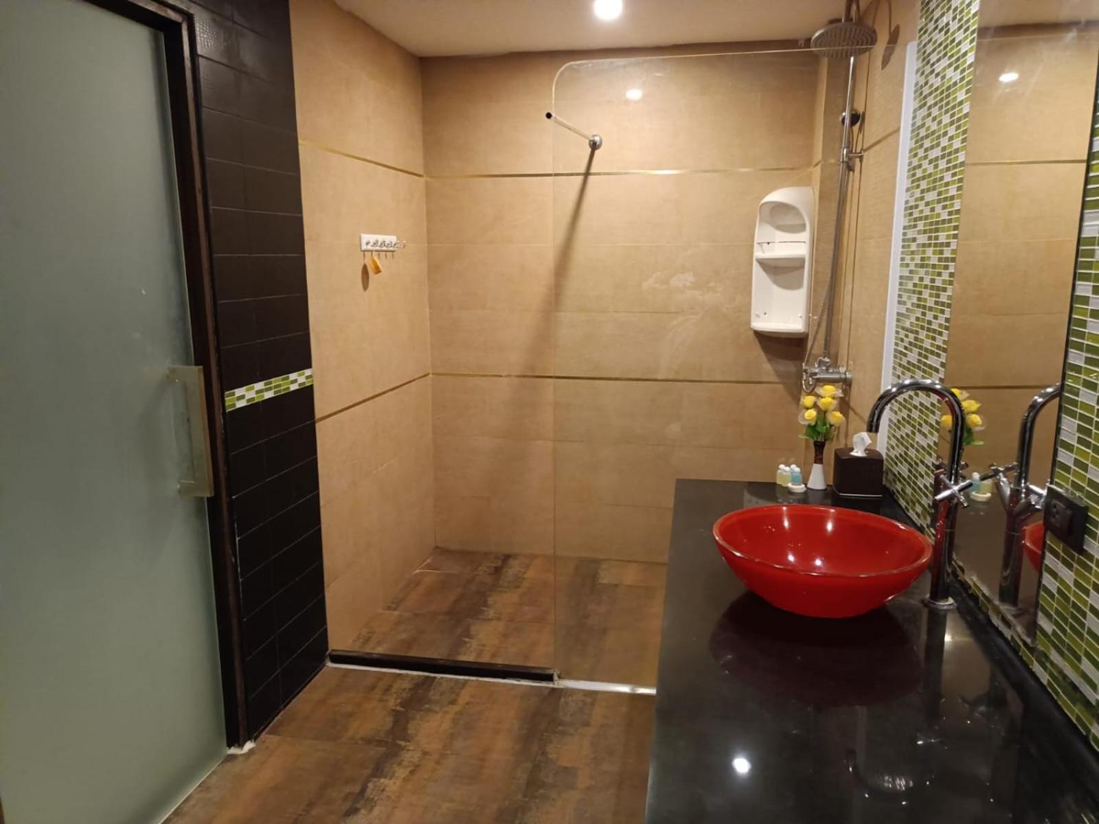 Aura Inn Rooms Pattaya Eksteriør bilde