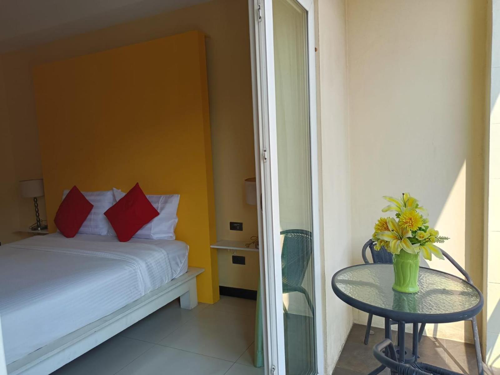 Aura Inn Rooms Pattaya Eksteriør bilde